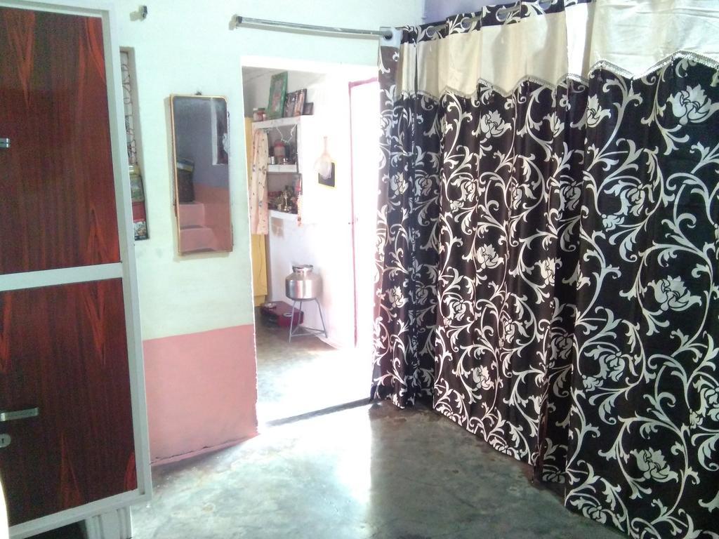 Friends In Khajuraho Apartment Екстериор снимка